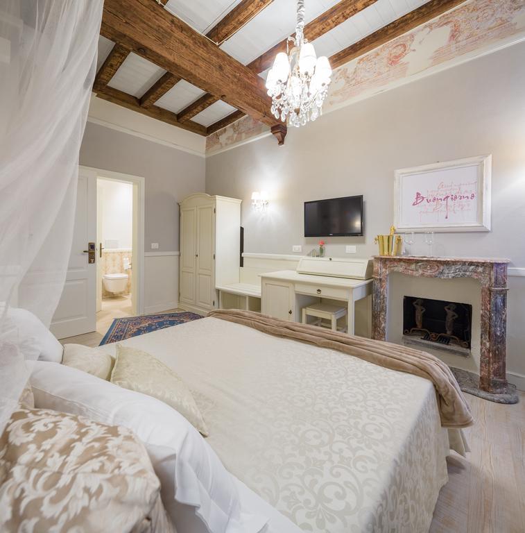 Vecchia Verona Rooms & Apartments Zewnętrze zdjęcie